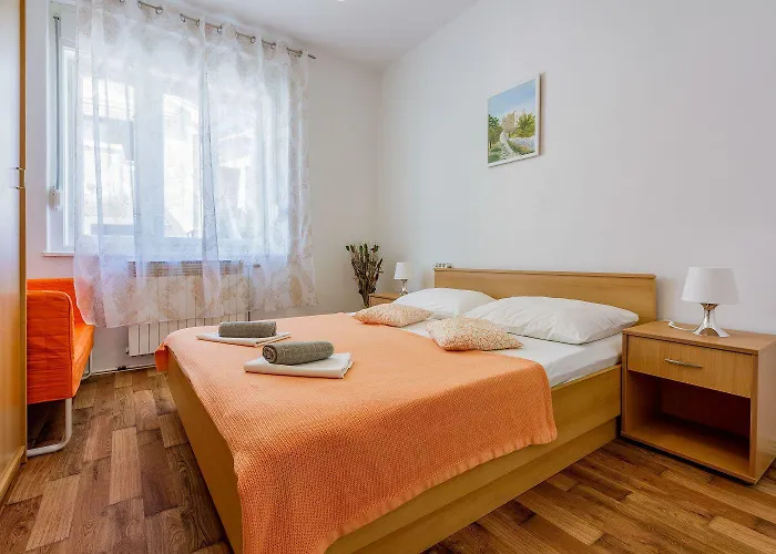 Cozy Nur 200 Meter Zum Sandstrand Mit Meerblick Und Parkplatz Crikvenica