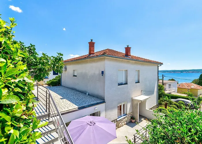Cozy Nur 200 Meter Zum Sandstrand Mit Meerblick Und Parkplatz Appartamento Crikvenica