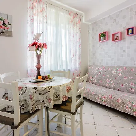 Appartement Cozy Nur 200 Meter Zum Sandstrand Mit Meerblick Und Parkplatz