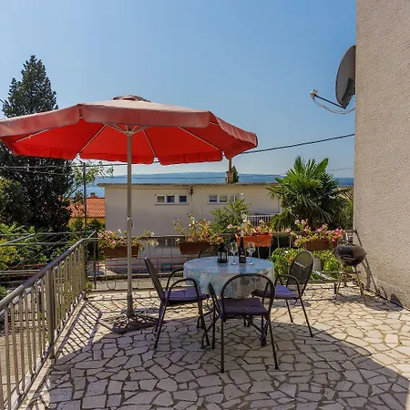 Cozy Nur 200 Meter Zum Sandstrand Mit Meerblick Und Parkplatz Crikvenica